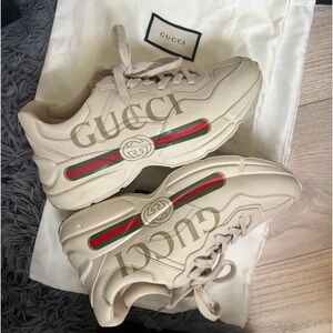 Gucci Rhyton Leather Sneaker